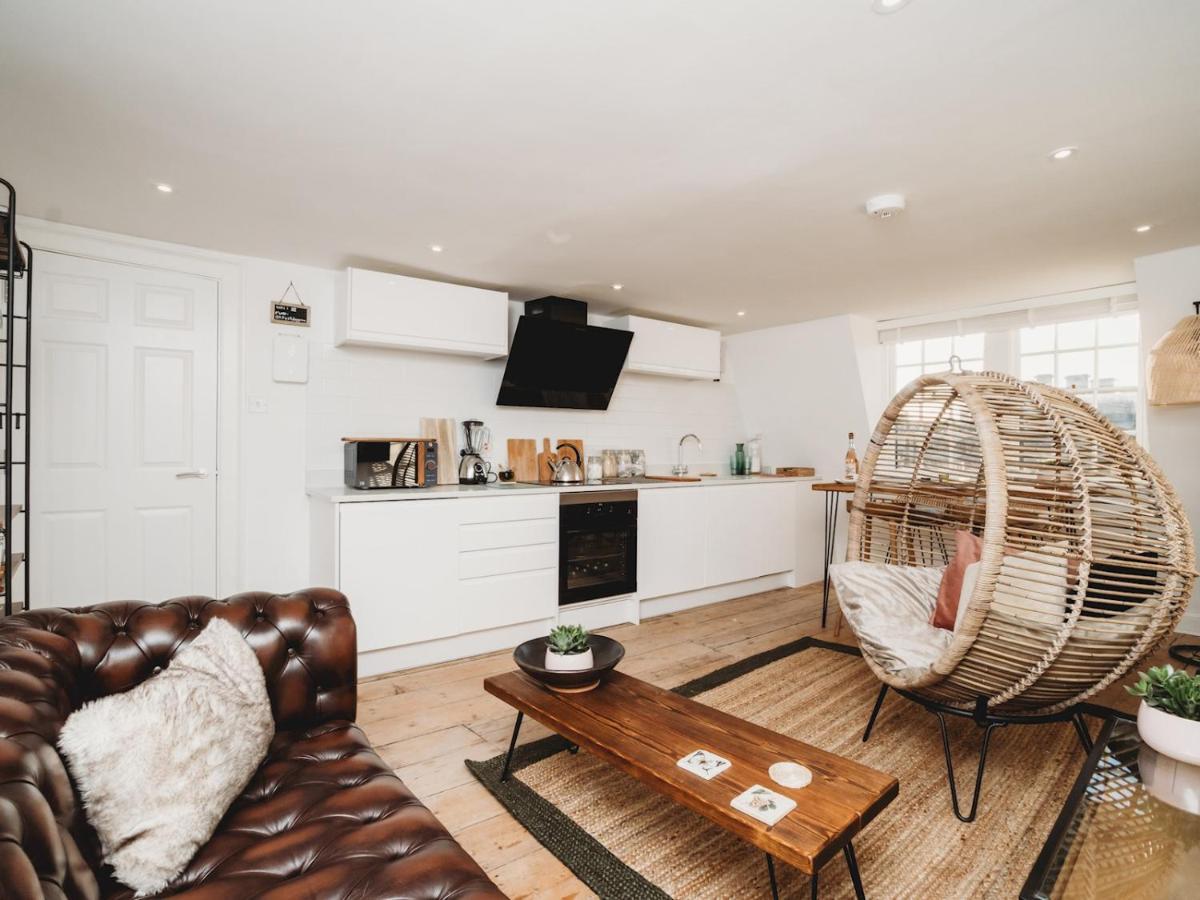 Pass The Keys Stylish 2 Bed Eco Flat In The Heart Of Bath Apartment Екстериор снимка