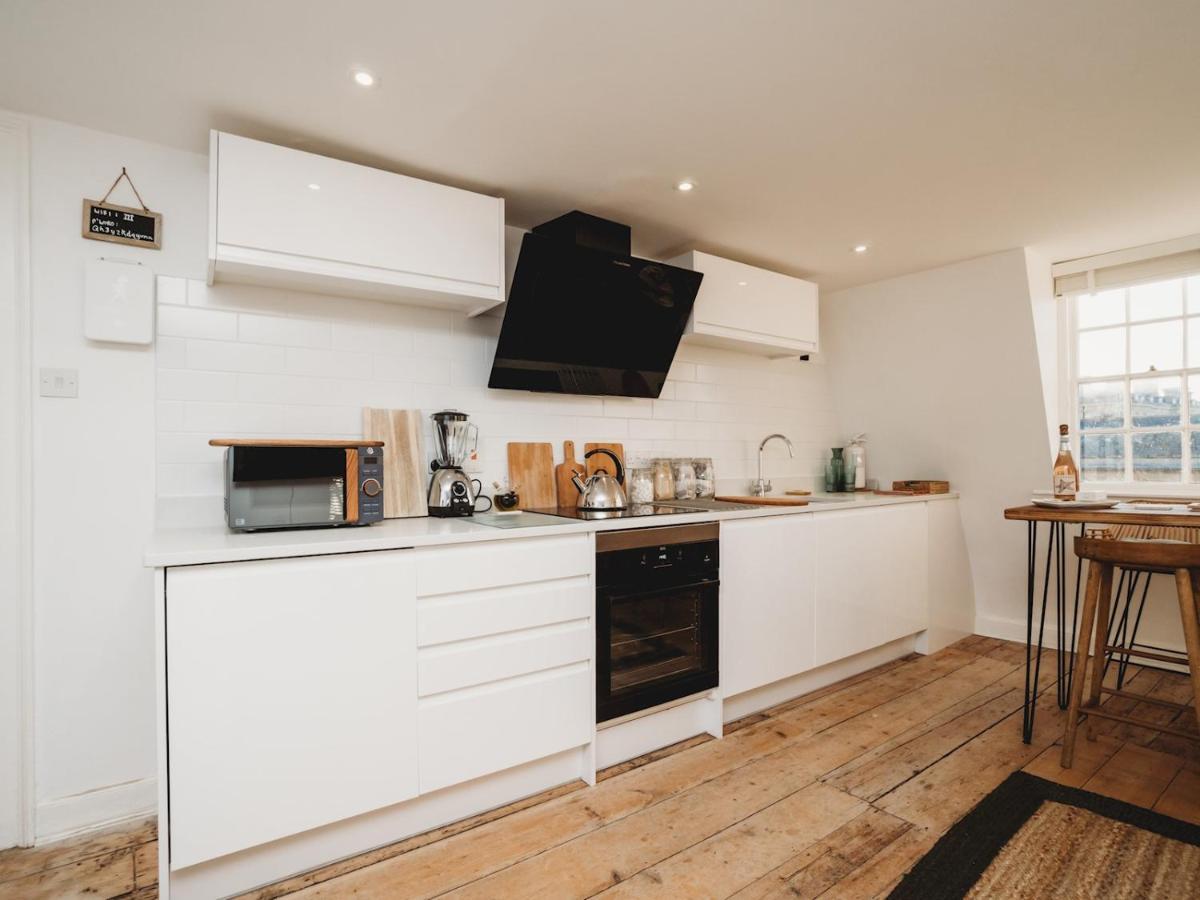 Pass The Keys Stylish 2 Bed Eco Flat In The Heart Of Bath Apartment Екстериор снимка