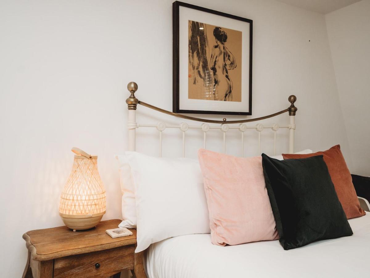 Pass The Keys Stylish 2 Bed Eco Flat In The Heart Of Bath Apartment Екстериор снимка