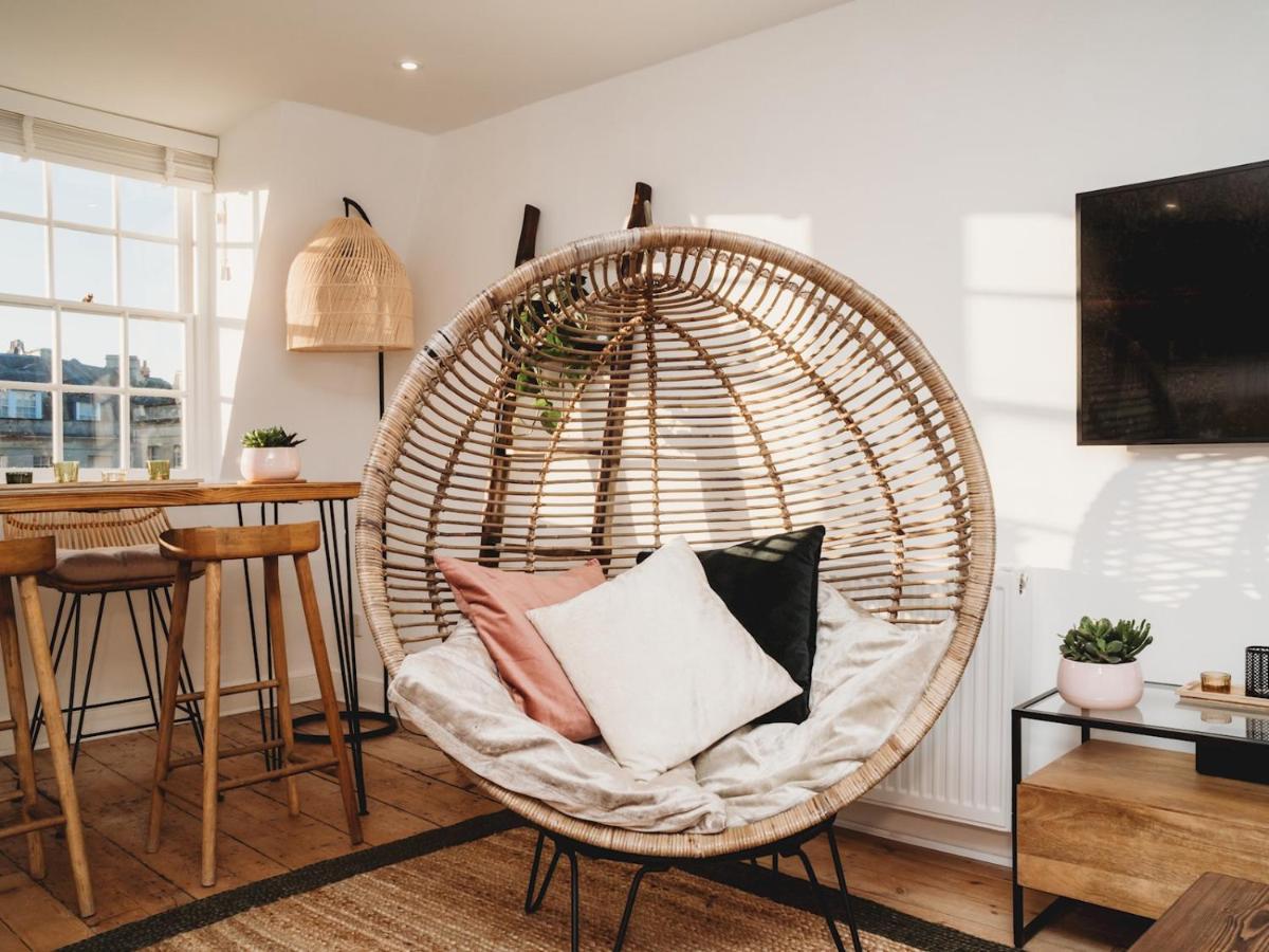 Pass The Keys Stylish 2 Bed Eco Flat In The Heart Of Bath Apartment Екстериор снимка